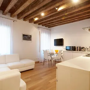 The Lion's House Apt2 Venise